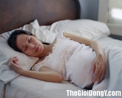 phu nu mang thai de tang huyet ap cao neu ngu ngay Ngủ ngáy khi mang thai dễ tăng huyết áp cao